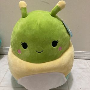 BNWT rutabaga the caterpillar 14 inch